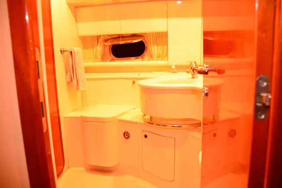 Alanya Yat Kiralama 20m Ferretti 620